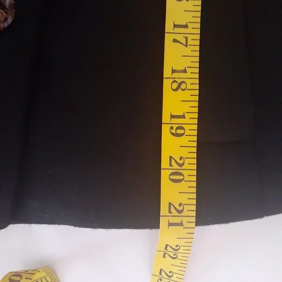 Banana Republic Wood Jacket - Picture 16 of 16